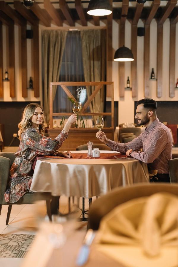 Hotel Jelena Banja Luka Extérieur photo